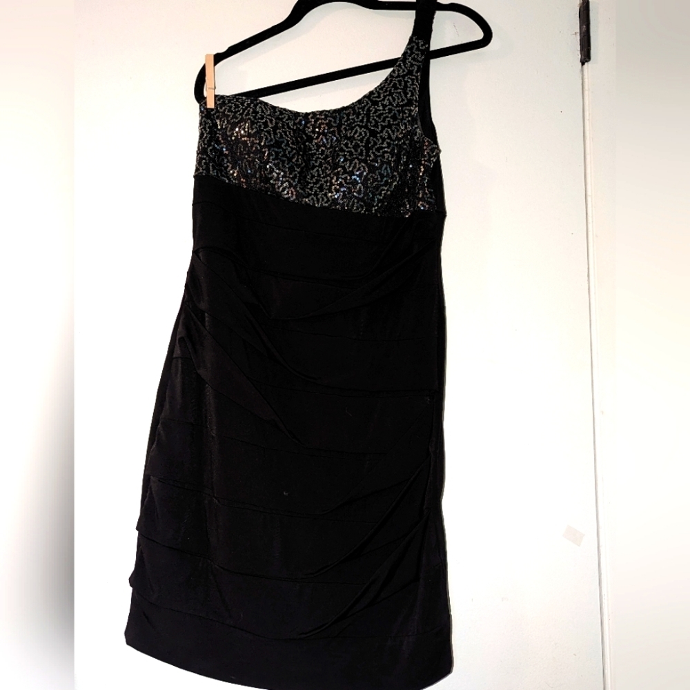 Ruby Rox Sequined Cocktail Dress - Picture 1 of 5
